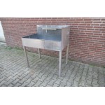 Roestvrij stalen wasbak, wastafel. 240 liter inhoud. Gebruikt